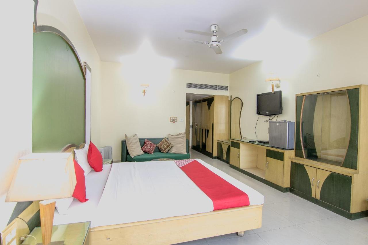 Collection O Hotel Green Forest Patna  Kültér fotó